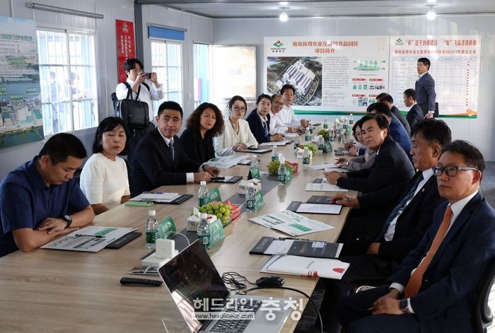충남도 김태흠 지사, 中 ‘AI 돼지빌딩’ 벤치마킹