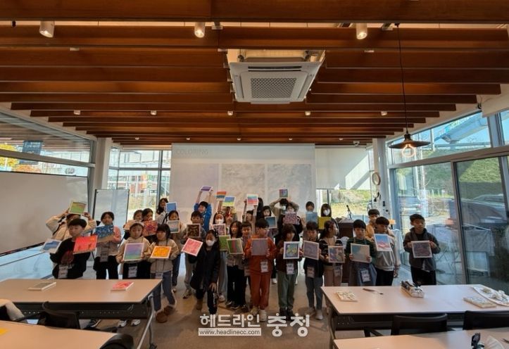 11월 15일 조치원 문화정원 공간 ‘뜰’에서 열린 ‘온 마을 이웃예술가 시즌 2’프로그램 진행 모습